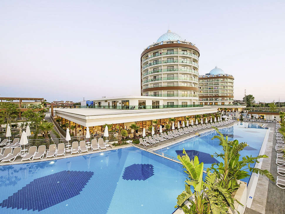 Zwembad van Dream World Aqua Hotel in Kumkoy, Turkije foto 1
