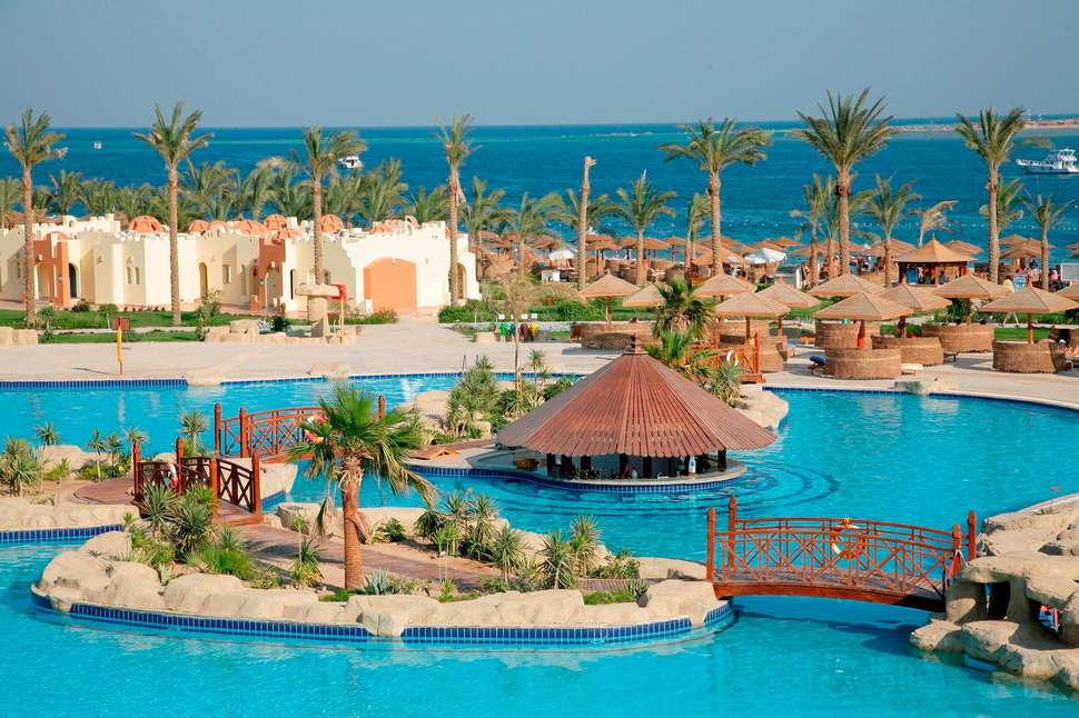 Zwembad van Sunrise Royal Aqua Resort Hotel in Makadi Bay, Egypte foto 1