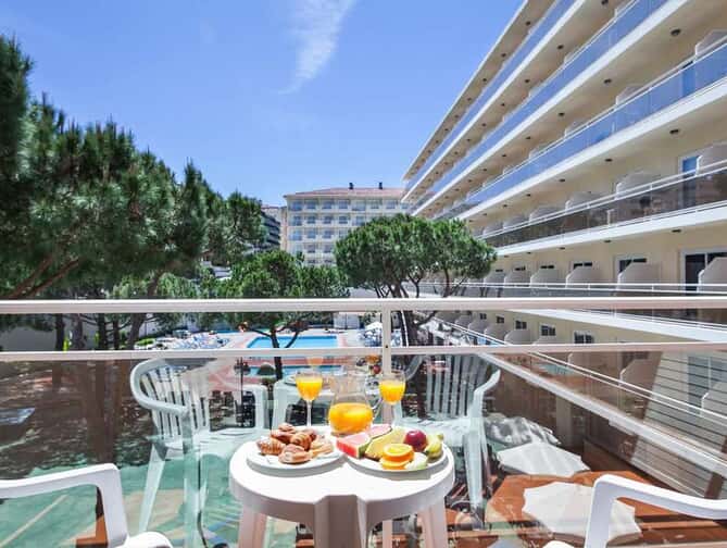 Restaurant in het Best Oasis Park Resort in Salou, Spanje foto 2