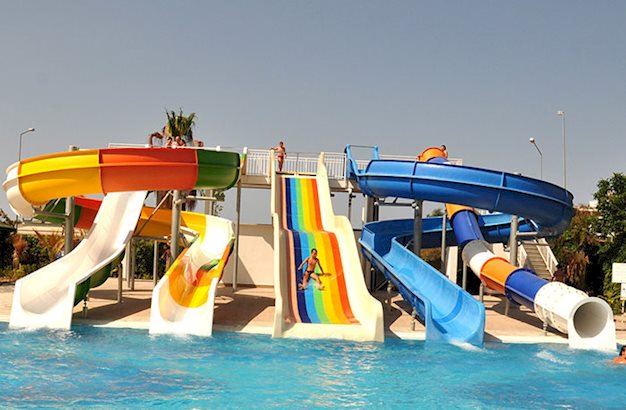 Zwembad met glijbanen van J adore Deluxe en Spa Hotel by Side, Turkije foto 2
