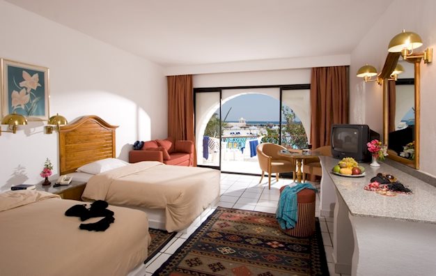 Hotelkamer in Aladdin Beach Resort in Hurghada, Egypte foto 4