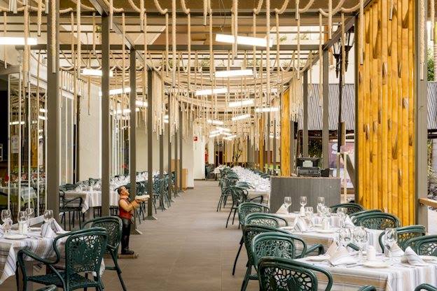 Restaurant in het Allsun Albatros Hotel in Costa Teguise, Spanje foto 3