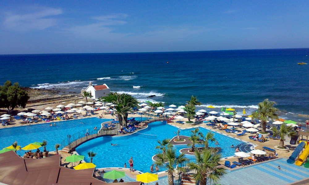 Zwembad van Eri Beach & Village Hotel in Chersonissos, Griekenland foto 2