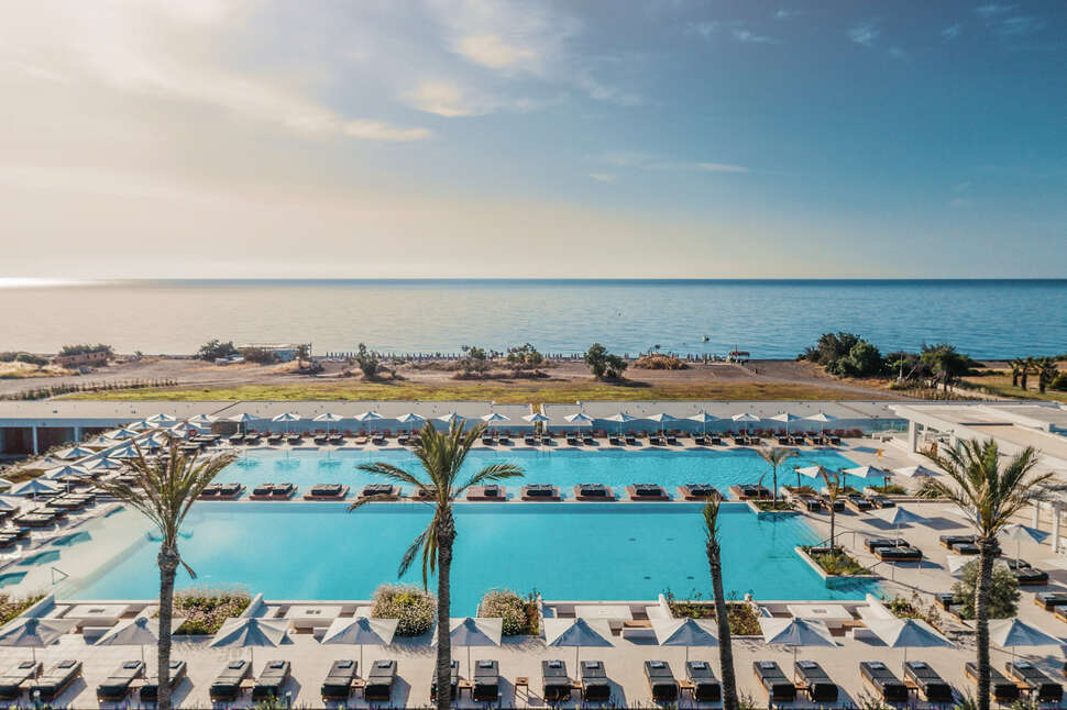 Zwembad van Gennadi Grand Resort Gennadi, Griekenland foto 1