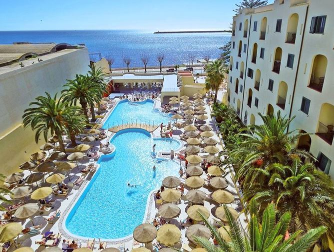 Zwembad van Hopps Hotel in Mazara Del Vallo, Italie foto 1