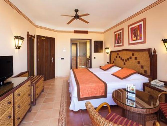 Hotelkamer in RIU Touareg Hotel in Praia Lacacao, Kaapverdische Eilanden foto 2