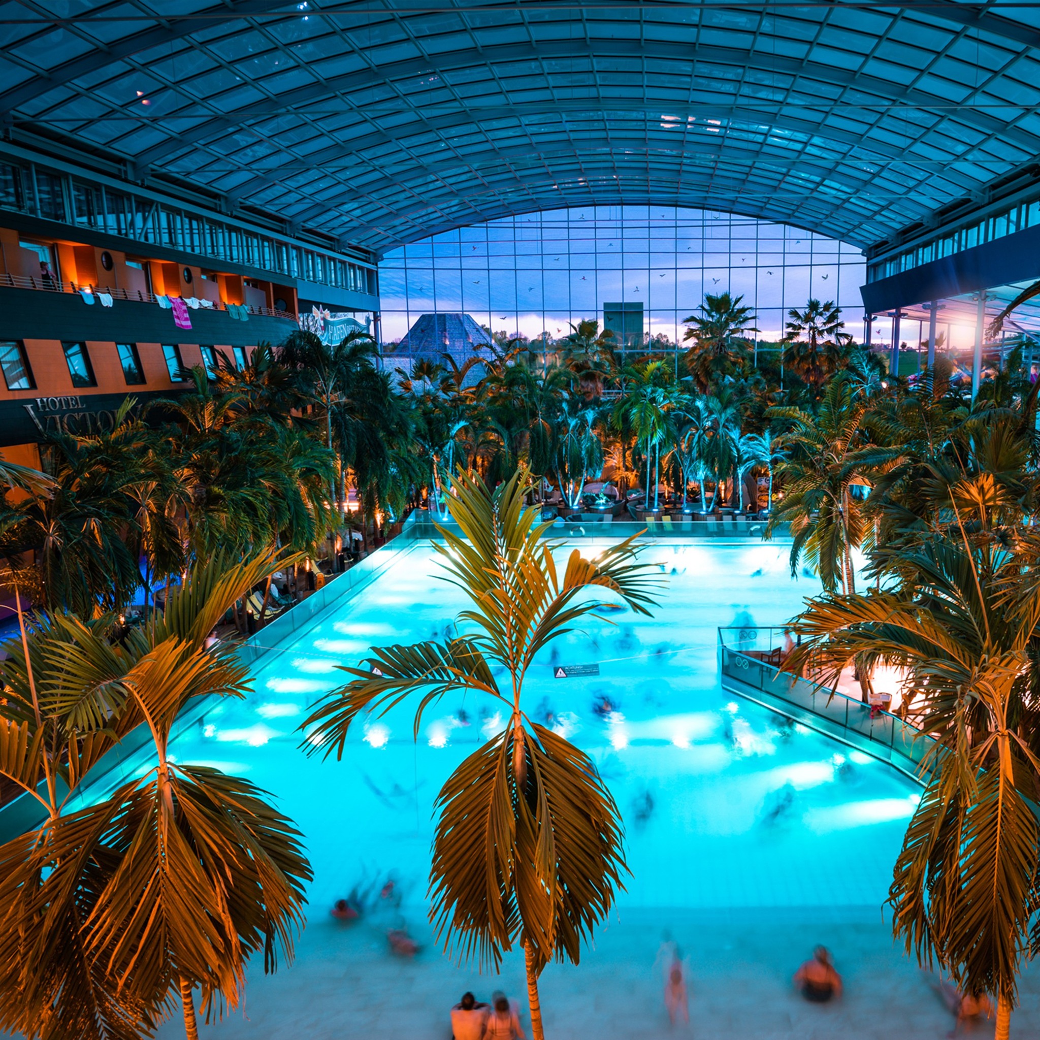 Zwembad van Victory Therme Hotel in Erding, Duitsland foto 3