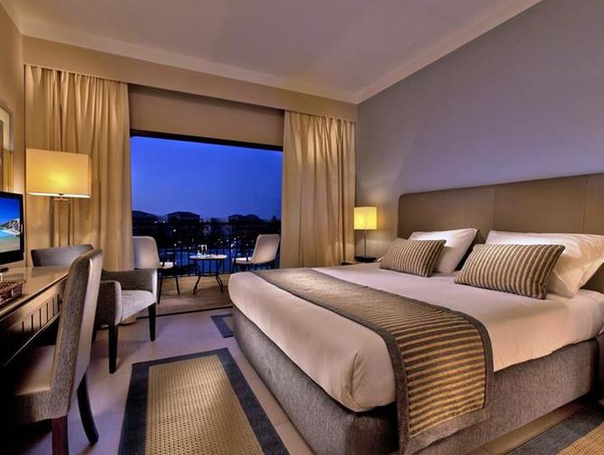 Hotelkamer in Jaz Bluemarine Hotel in Hurghada, Egypte foto 2