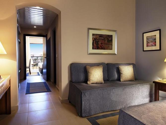 Hotelkamer in Jaz Bluemarine Hotel in Hurghada, Egypte foto 3