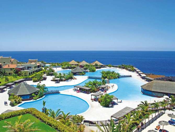 Zwembad van La Palma & Teneguia Princess Hotel in Lloret De Mar, Spanje foto 3