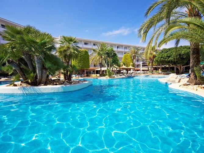 Zwembad van Marins Playa Hotel in Cala Millor,  Spanje foto 1