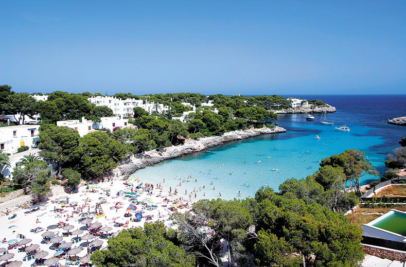 Zwembad van Tui Blue Rocador Hotel in Cala d'Or, Spanje foto 3