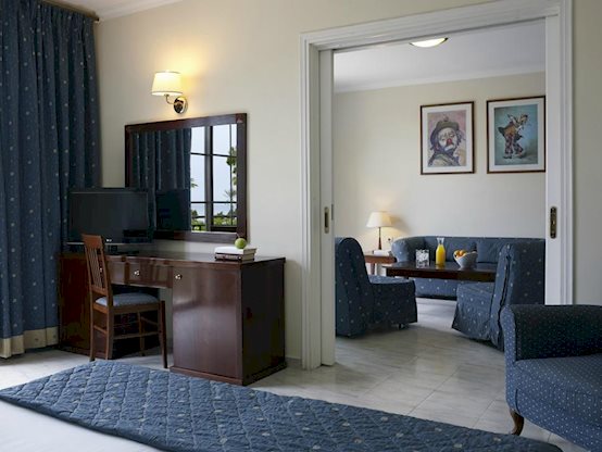 Hotelkamer in Porto Bello Beach Hotel in Kardamena, Griekenland foto 3