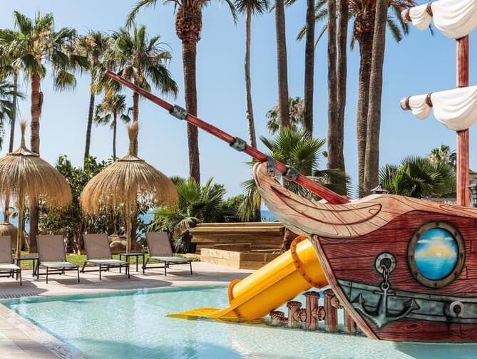 Best Triton : Luxe strandhotel aan de Costa del Sol