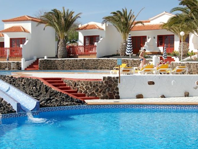 Zwembad van Castillo Beach Park Hotel in Caleta de Fuste, Spanje foto 1