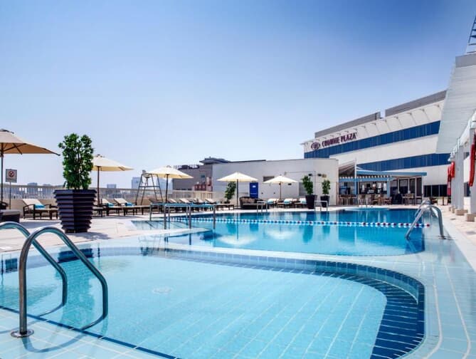Crowne Plaza Deira: Luxe Deal Dubai