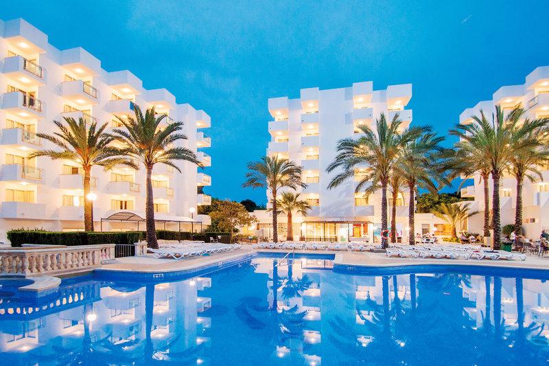 Zwembad van Globales Maioris Hotel in Cabo Blanco, Spanje foto 2