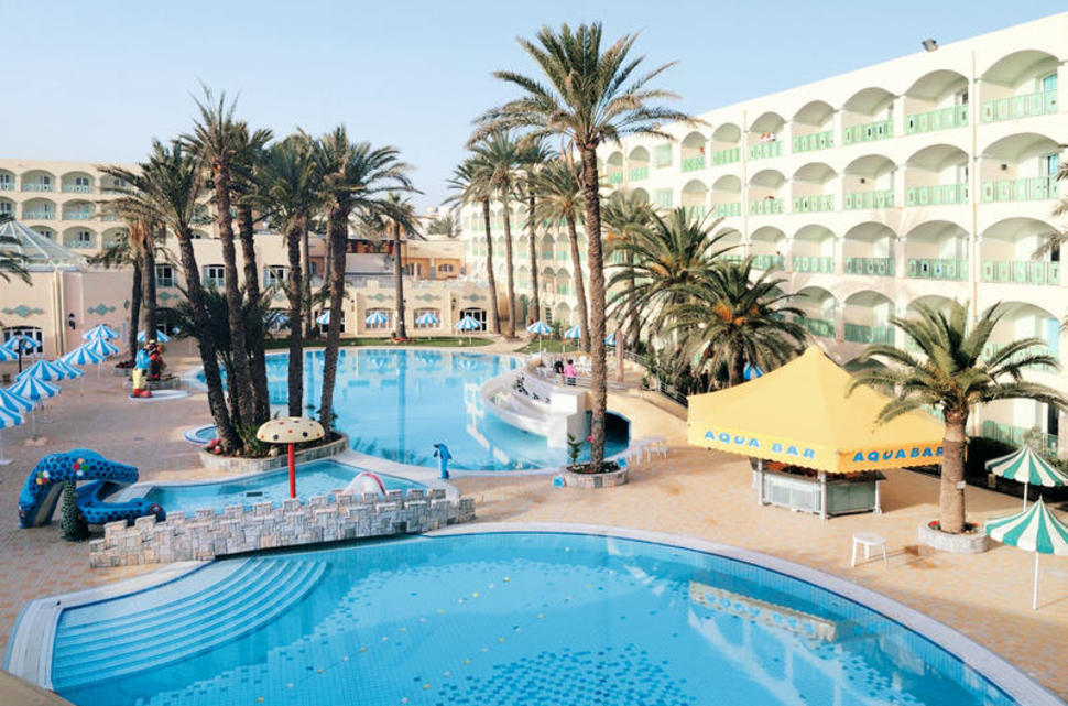 Zwembad van Marabout Hotel in Sousse, Tunesië foto 1