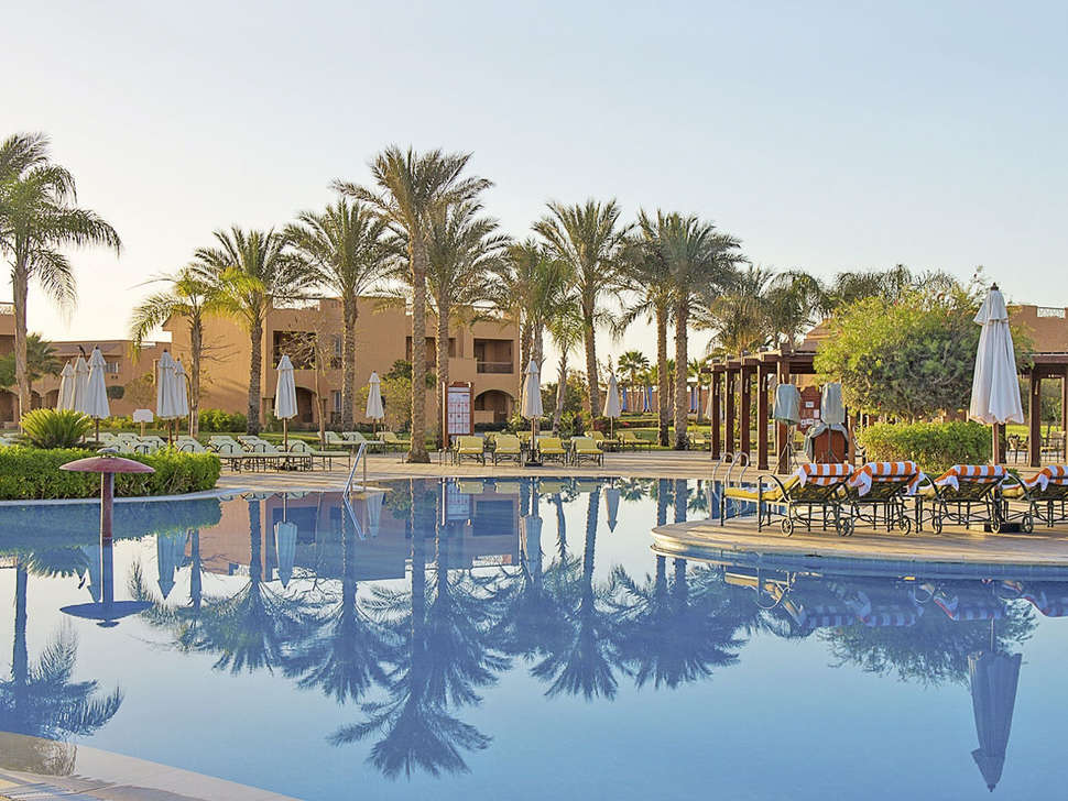 Zwembad van Jaz Grand Marsa Hotel in Port Ghalib, Egypte foto 3