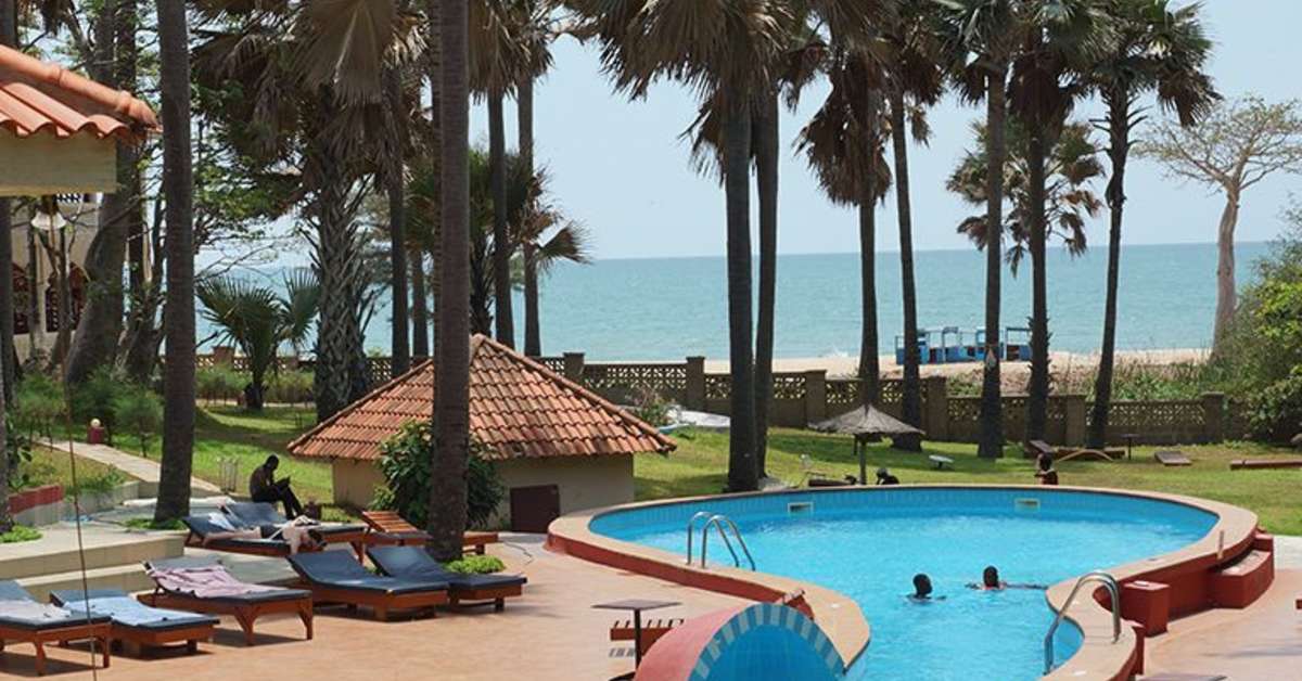Zwembad van Lemon Creek Hotel Bijilo, Gambia foto 1