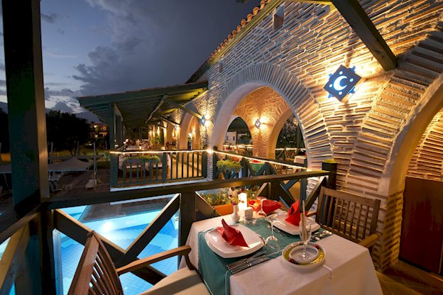 Restaurant in het  Limak Limra Hotel & Resort in  Kemer, Turkije foto 2