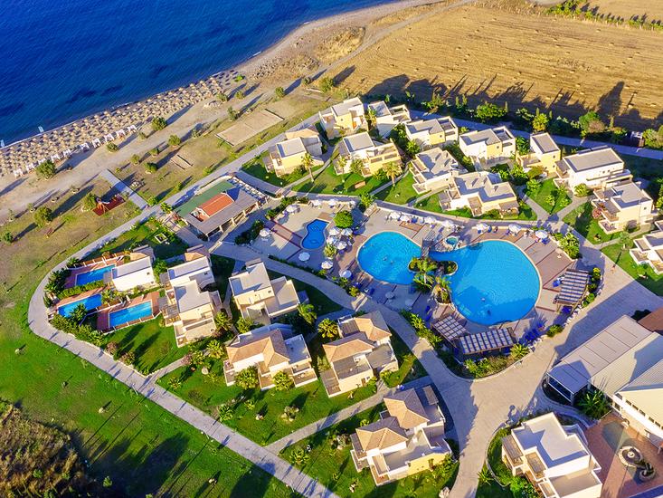 Natura Park Village: Strandvakantie op Kos met Luxe Verblijf!