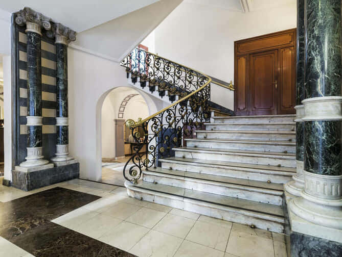 Oriente Atiram Hotels: Stijlvol Verblijf in Barcelona!