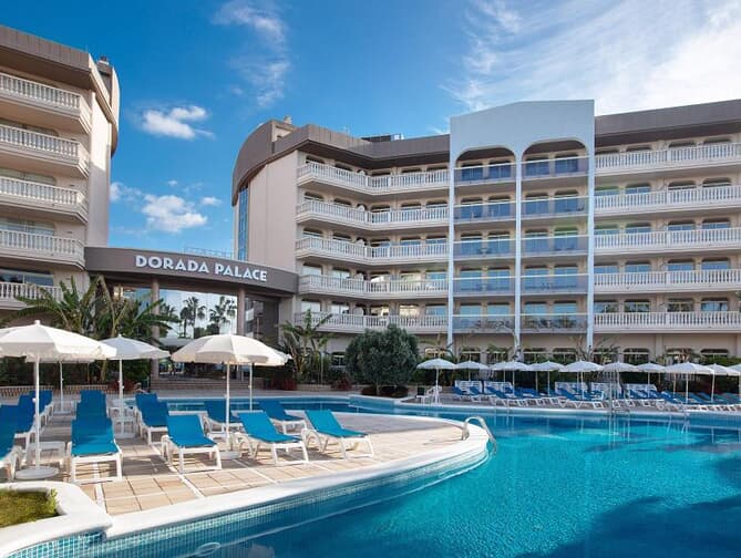 Ponient Dorada Palace Salou: Luxe Vakantie aan de Costa Dorada