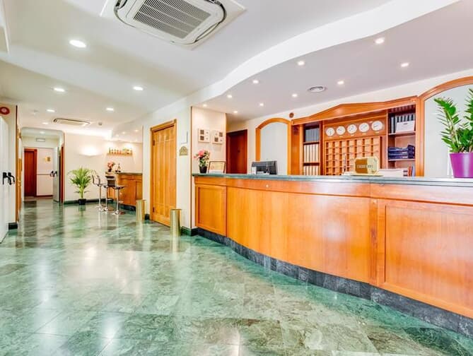 Goedkoopste aanbiedingen voor Romoli in Italie? Altijdbon.nl vergelijkt aanbieders! Altijd de laagste prijs!