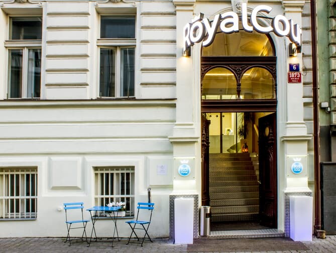 Royal Court Apartments: Citytripdeal Praag