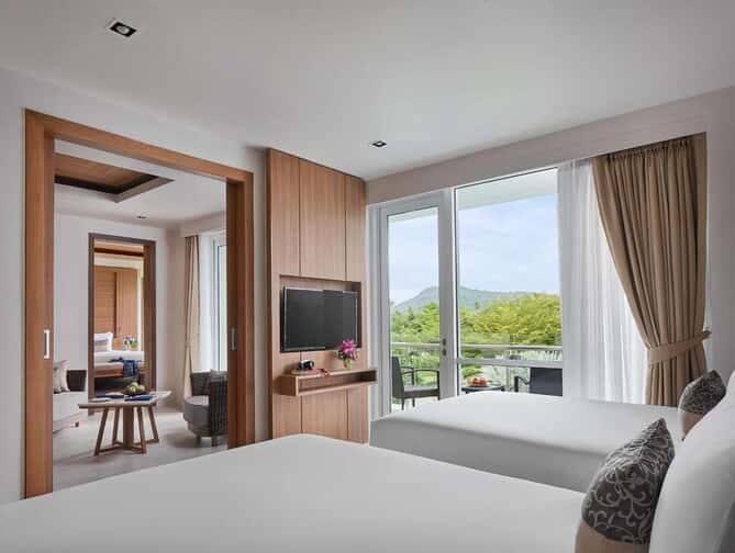 Splash Beach Resort Phuket: Luxe familieplezier!