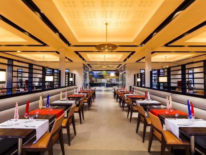 Restaurant in het Aqua Mirage Hotel in Marrakech, Marokko foto 3