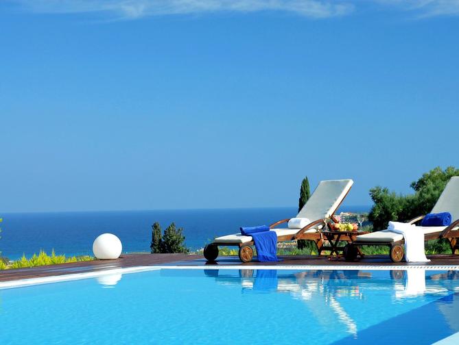 Zwembad van St. John Villas & Suites Resort in Tsilivi, Griekenland foto 2