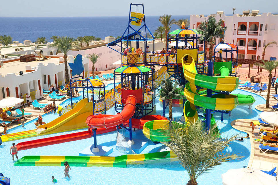 Zwembad met glijbanen van Sunrise Aqua Joy Resort in Hurghada, Egypte foto 3
