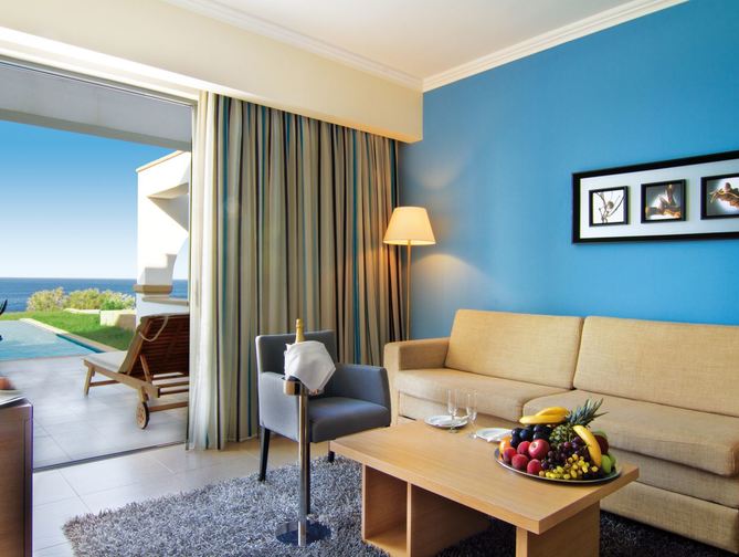 Hotelkamer in The Kresten Royal Villas & Spa Hotel in Kalithea, Griekenland  foto 2