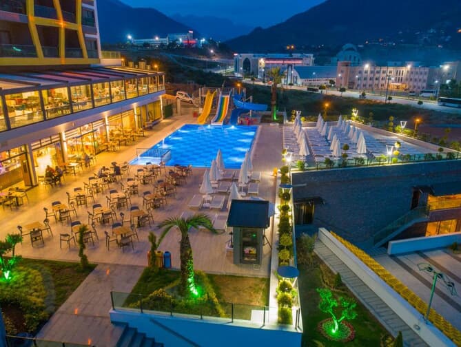 Campus Hill Hotel | Reviews!