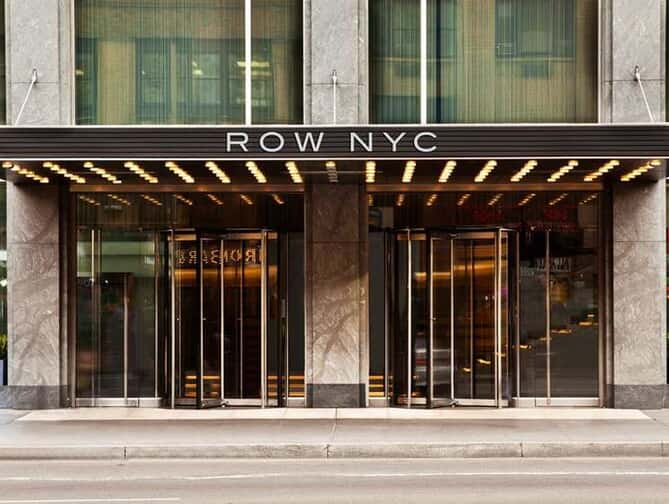 Row NYC: Stijlvol Verblijf in het Hart van Manhattan!